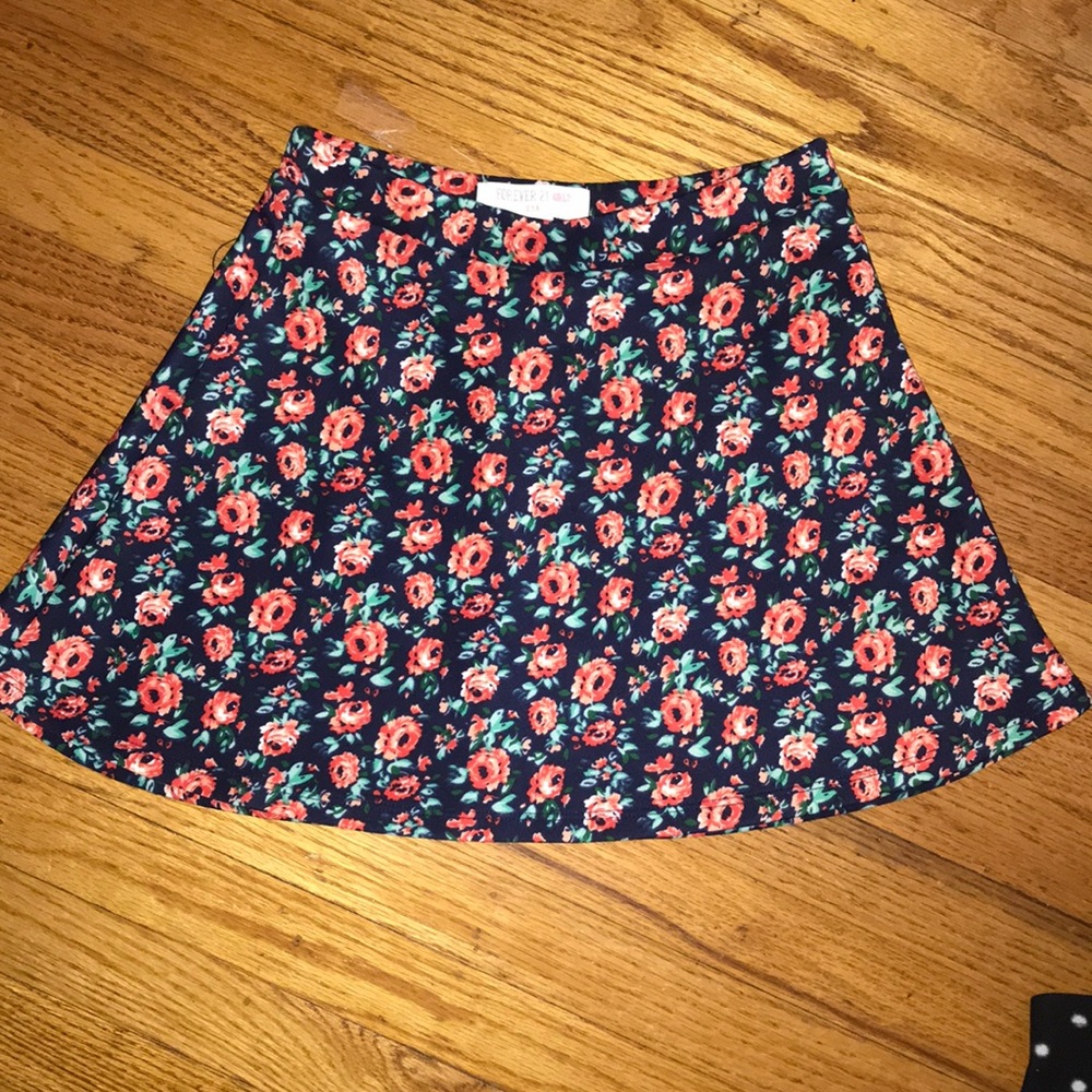 Girls skirt